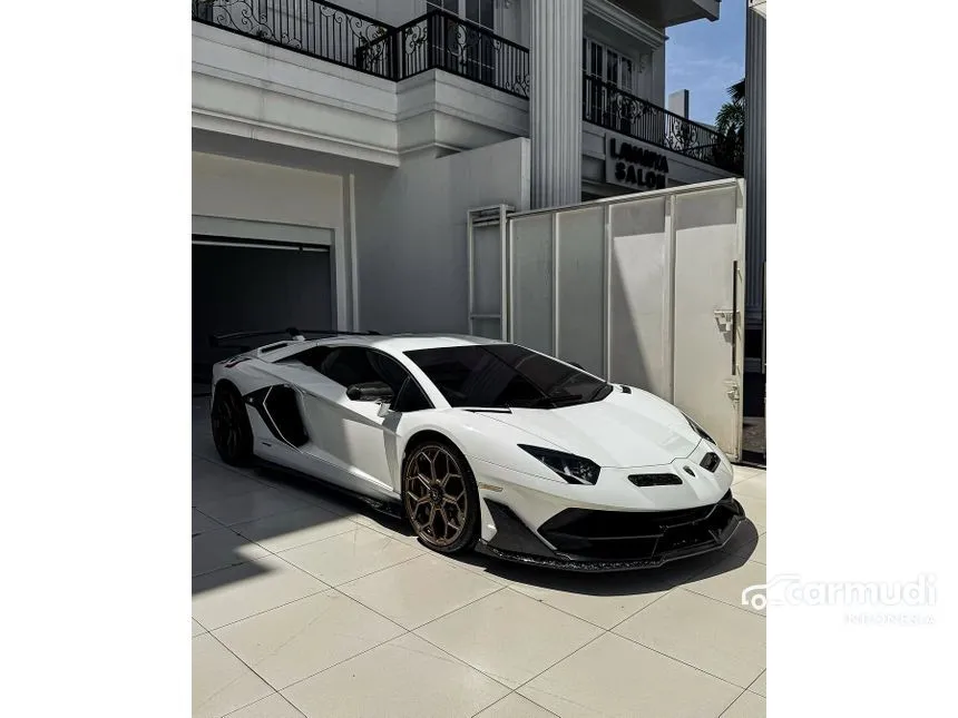 2013 Lamborghini Aventador LP700-4 Coupe