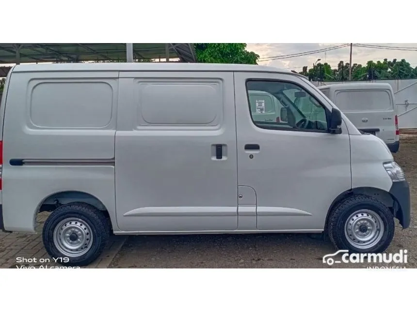 2025 Daihatsu Gran Max Blind Van AC Van