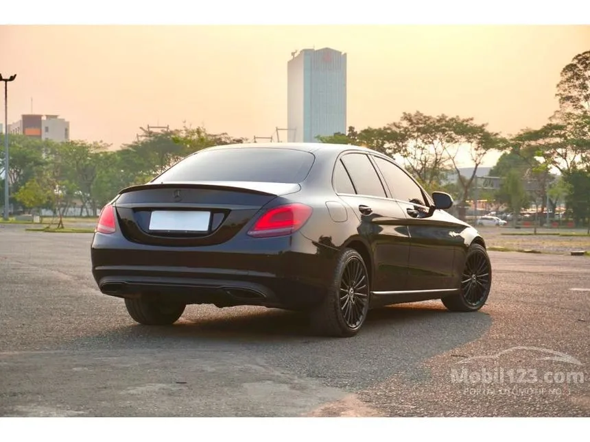 2019 Mercedes-Benz C200 EQ Boost Avantgarde Line Sedan