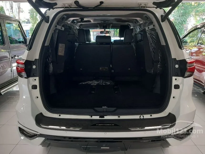 2023 Toyota Fortuner GR Sport 4X2 SUV