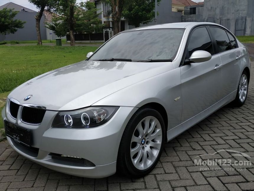  Jual Mobil BMW 320i 2008  E90 2 0 di Jawa Timur Automatic 