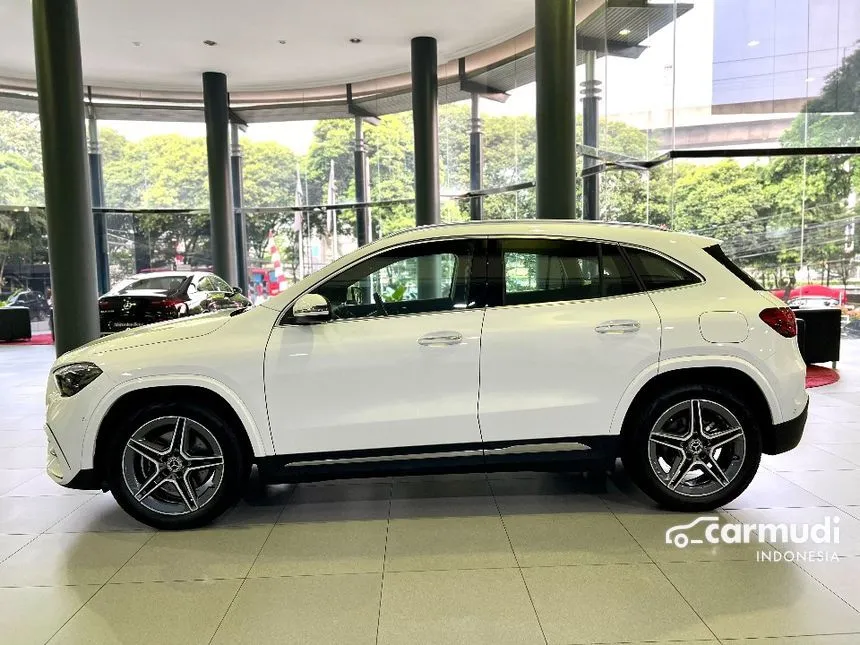 2024 Mercedes-Benz GLA200 AMG Line SUV