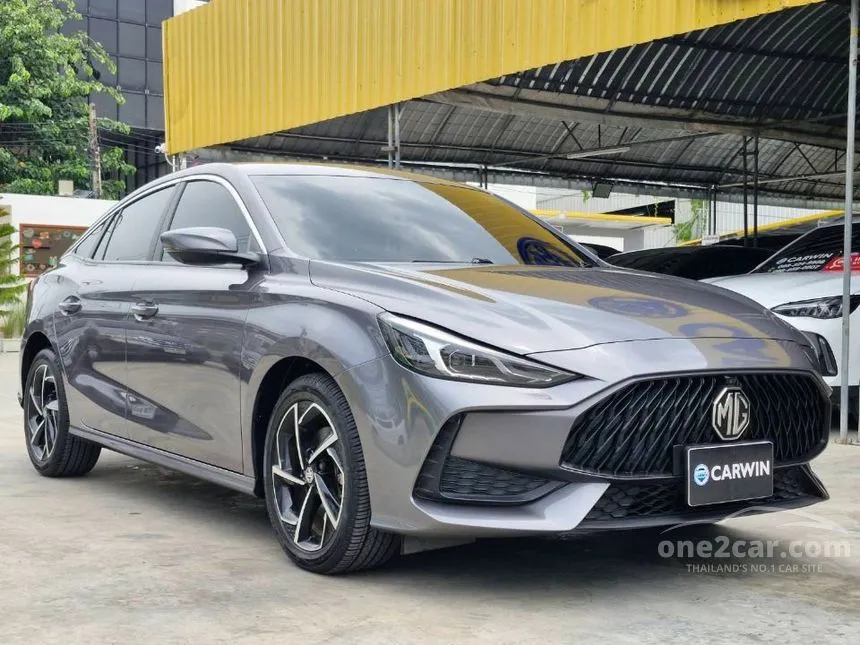 2023 MG MG5 X Sedan
