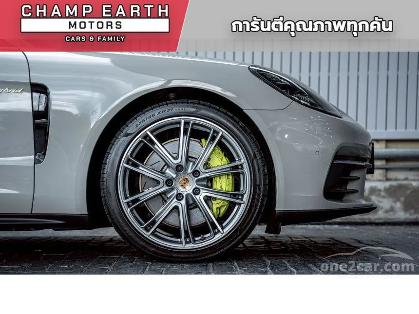 2018 Porsche PANAMERA 4 E-Hybrid Sedan