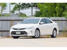 2015 Toyota CAMRY 2.5 (ปี 12-18) Hybrid Navi Sedan
