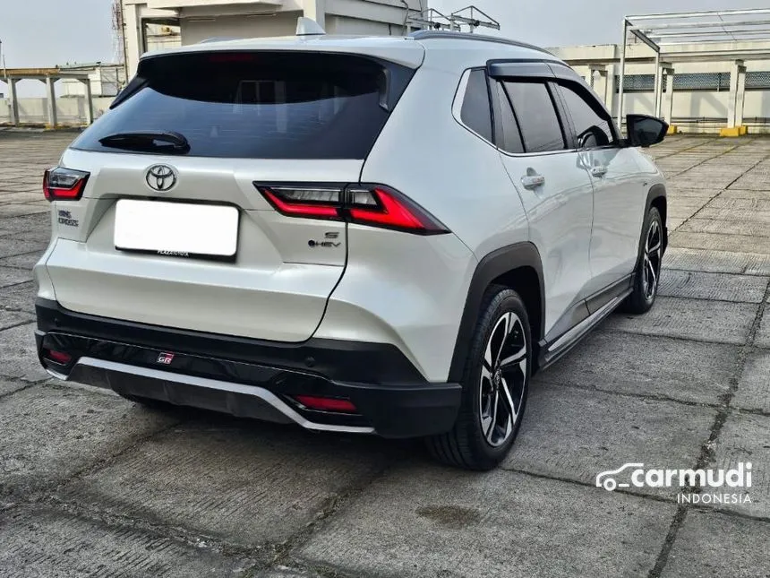 2023 Toyota Yaris Cross S HV with GR Parts Aero Pkg SUV