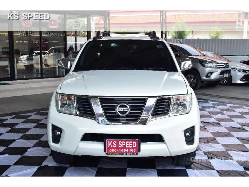 2012 Nissan Frontier Navara SV Calibre LE Pickup