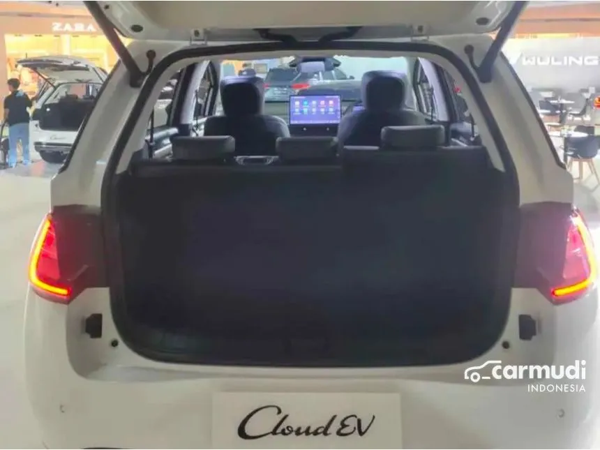 2024 Wuling Cloud EV EV Hatchback