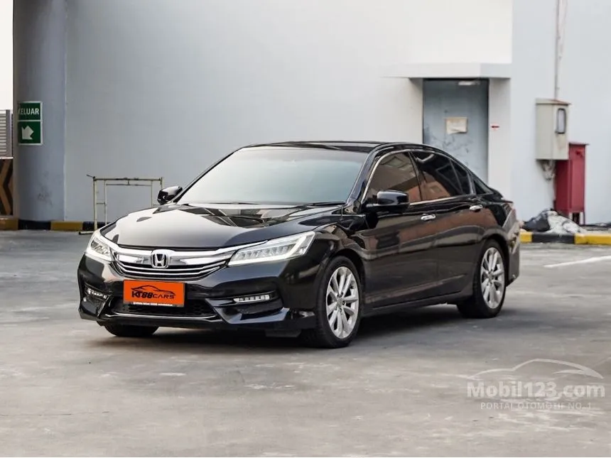 2016 Honda Accord VTi-L Sedan