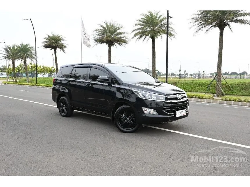 2019 Toyota Kijang Innova V MPV