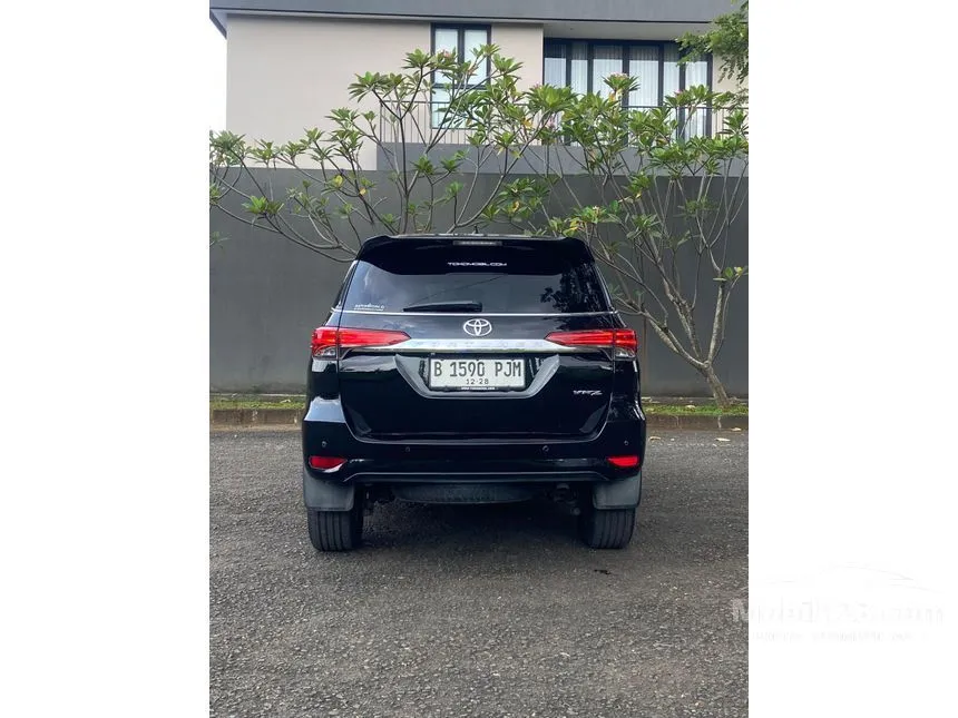 2017 Toyota Fortuner VRZ 4X2 SUV
