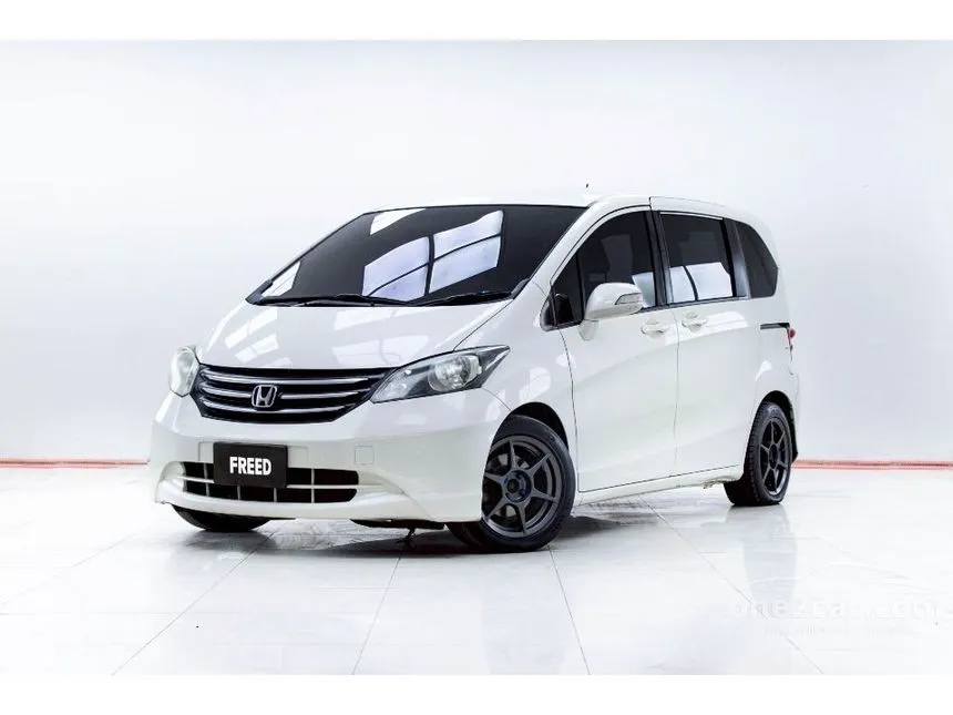 2013 Honda FREED SE Wagon