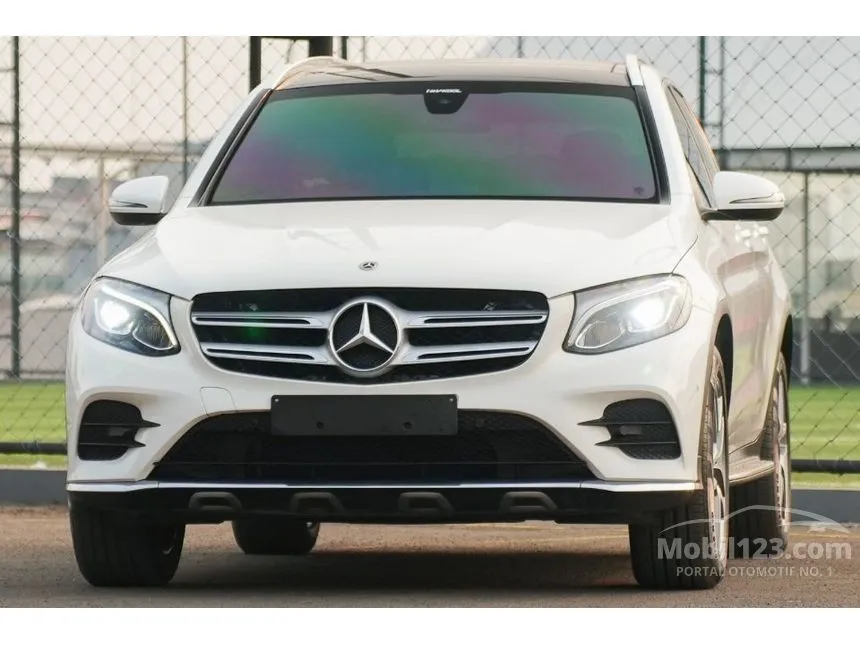 2019 Mercedes-Benz GLC200 AMG SUV