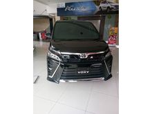 2018 Toyota Voxy 2.0 R80 Wagon