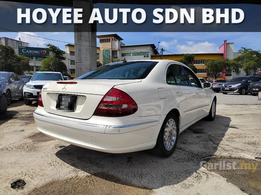 2005 Mercedes-Benz E240 Avantgarde Sedan