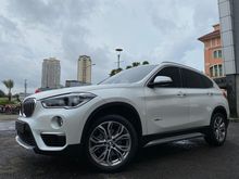BMW X1 X-LINE 2017 BENSIN WHITE ON SADDLE BROWN PANORAMIC TDP 75JT