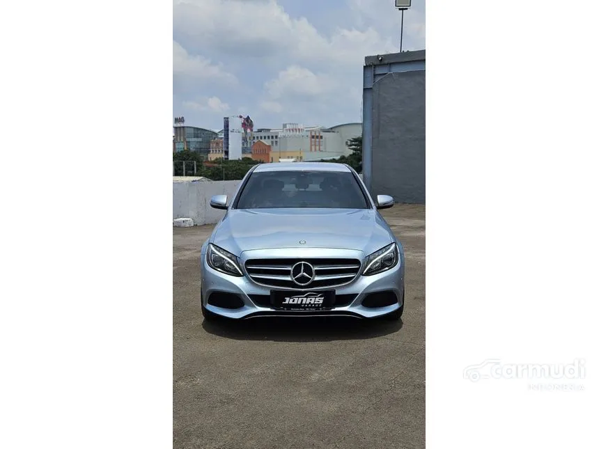 2016 Mercedes-Benz C200 Avantgarde Sedan