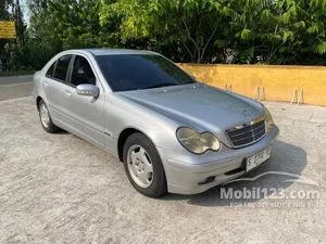 2002 Mercedes-Benz C180 2.0 Classic Sedan