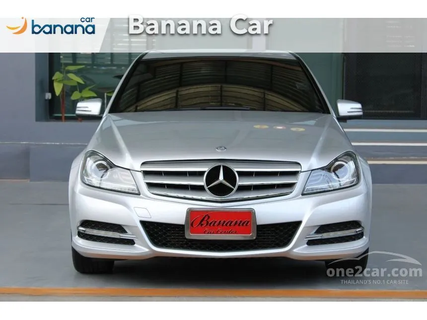 2013 Mercedes-Benz C200 Style Sedan