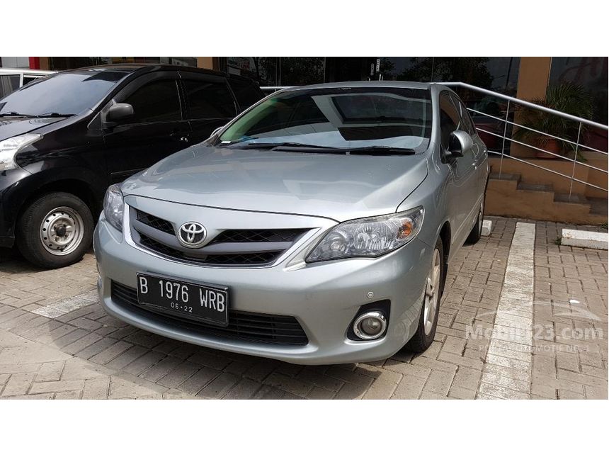 2012 Toyota Corolla Altis V Sedan