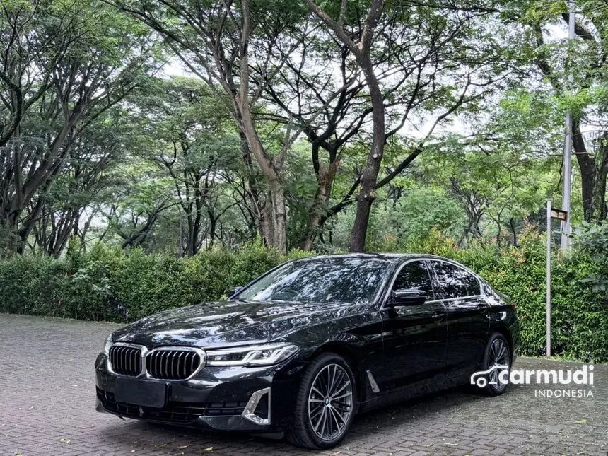 2023 BMW 530i Opulence Sedan