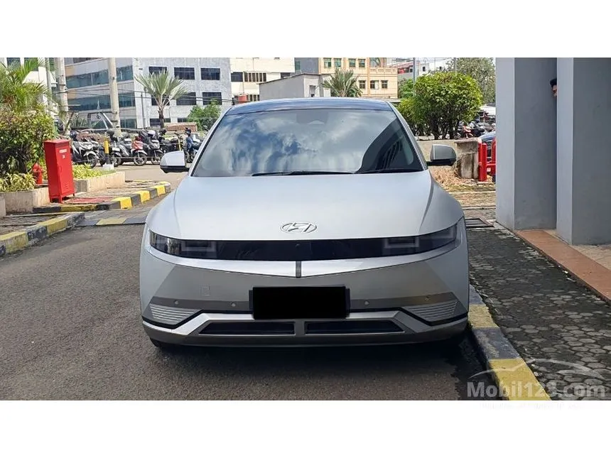 2024 Hyundai IONIQ 5 Signature Long Range SUV