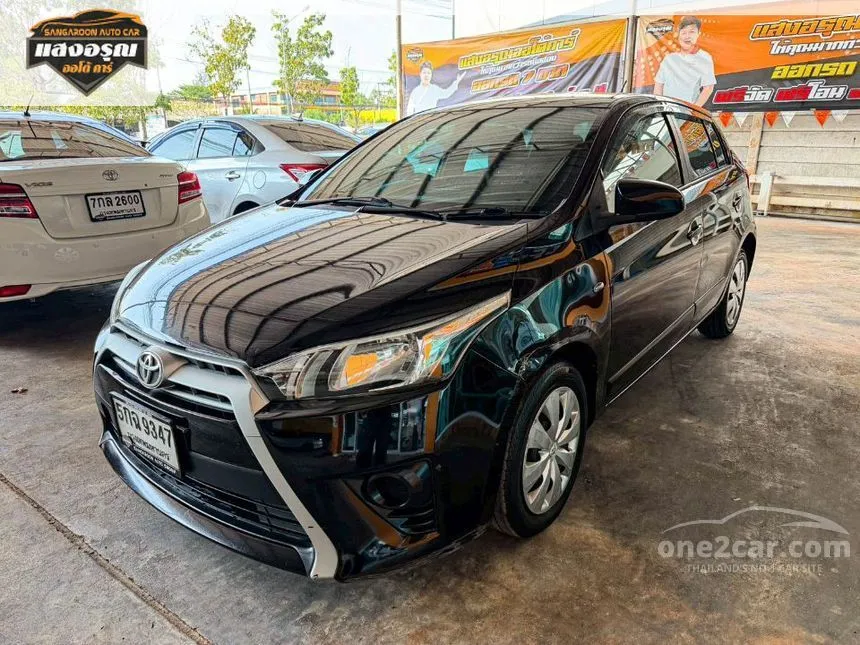 2016 Toyota YARIS J Hatchback