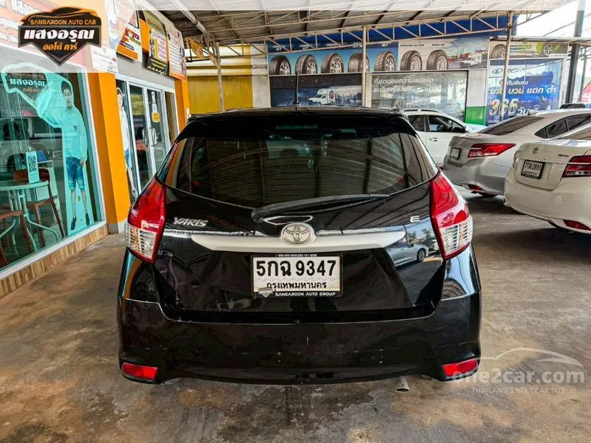 2016 Toyota YARIS J Hatchback