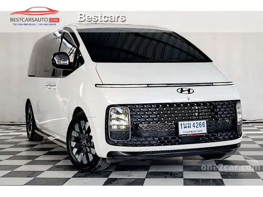 2022 Hyundai Staria Premium Van