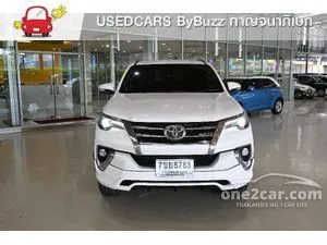 2015 Toyota FORTUNER 2.4 V SUV