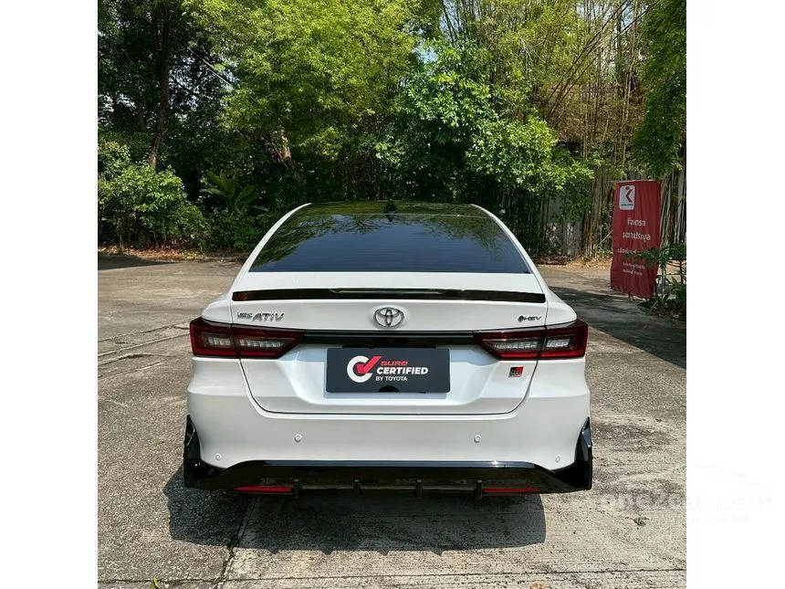 2026 Toyota Yaris Ativ HEV GR Sport Sedan