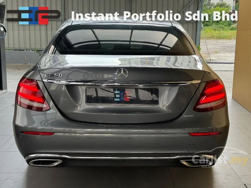 2016 Mercedes-Benz E250 Exclusive Line Sedan