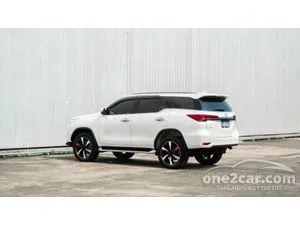 2017 Toyota FORTUNER 2.4 V SUV