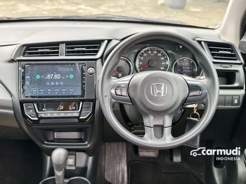 2017 Honda Mobilio RS MPV