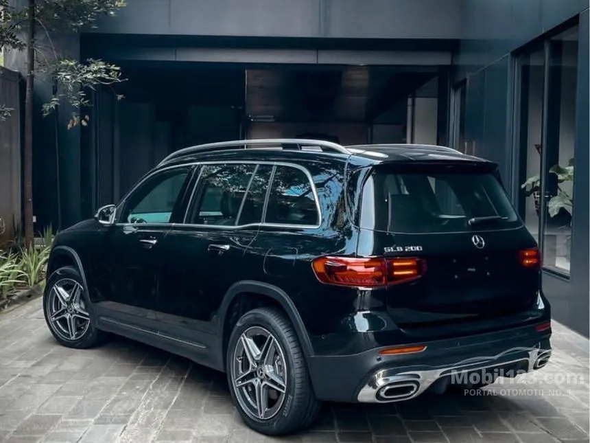2025 Mercedes-Benz GLB200 Progressive Line SUV