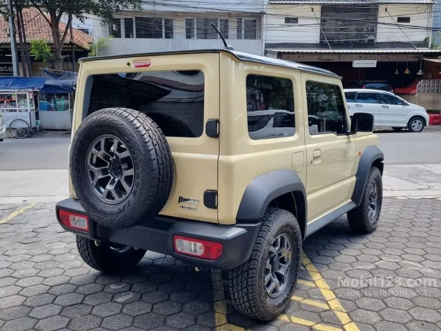 Jual Mobil Suzuki Jimny 2019 1.5 di Jawa Barat Automatic Wagon Coklat
