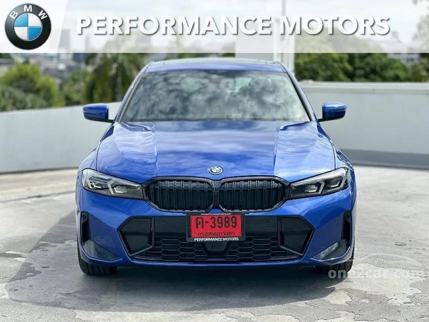 2025 BMW 330e M Sport Sedan
