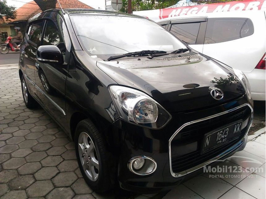 Jual Mobil  Daihatsu Ayla  2021 X 1 0 di Jawa  Timur  