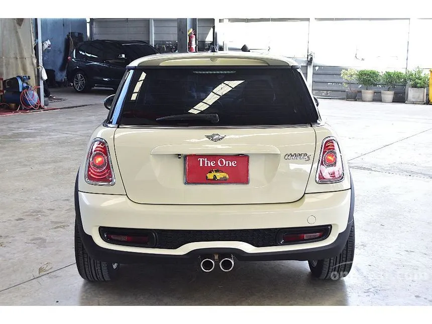2012 Mini COOPER S Look 2 Hatchback