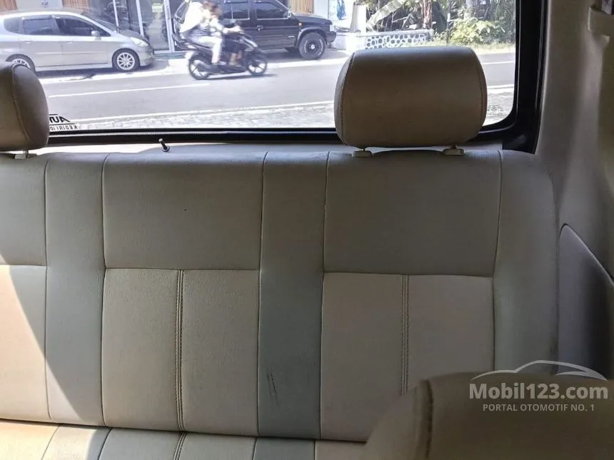 2002 Toyota Kijang Minibus GL Long (LGX) MPV