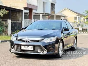 2015 Toyota Camry 2.5 V Sedan