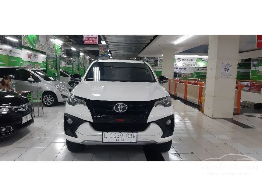 Jual Mobil Toyota Fortuner 2018 VRZ 2.4 di Jawa Timur Automatic SUV Putih Rp 415.000.099