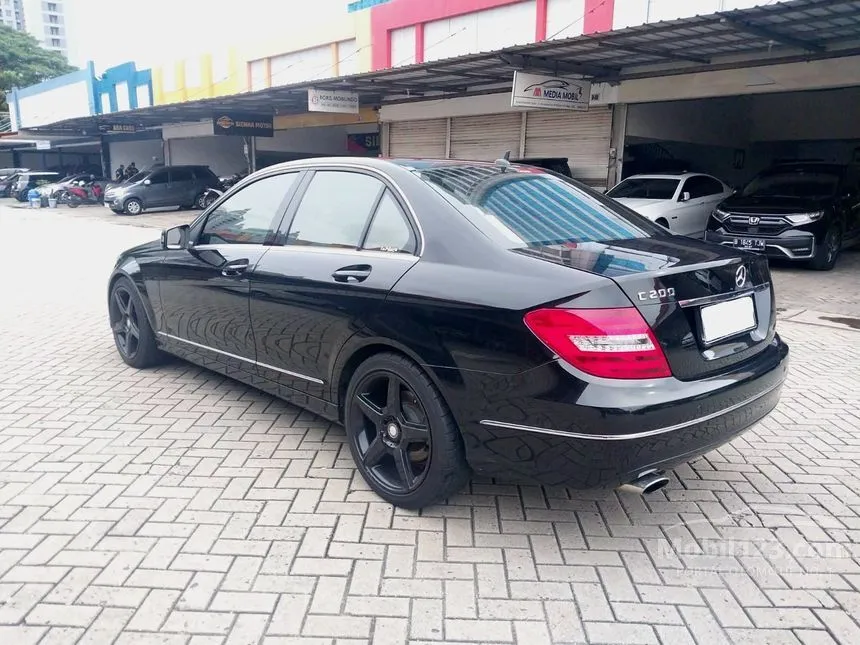 2014 Mercedes-Benz C200 Avantgarde CGI Sedan