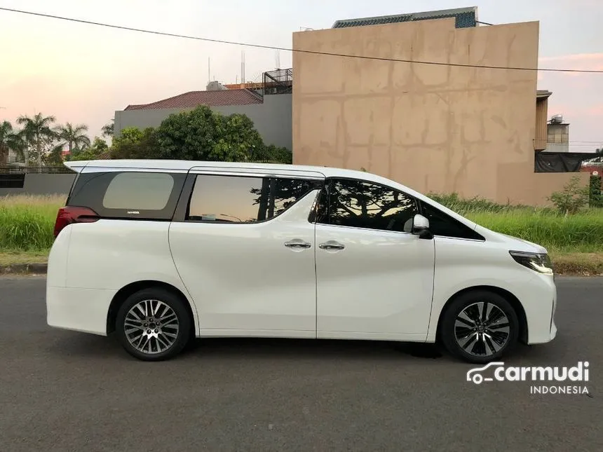 2020 Toyota Alphard Q MPV