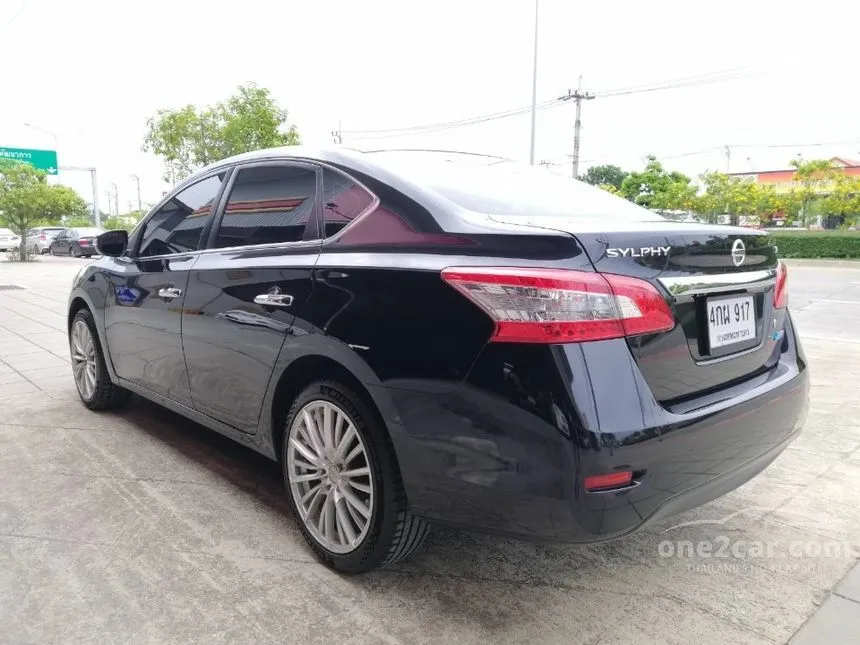 2013 Nissan SYLPHY V Sedan
