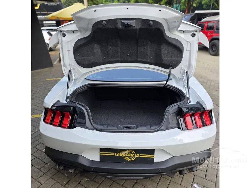 2025 Ford Mustang EcoBoost Fastback