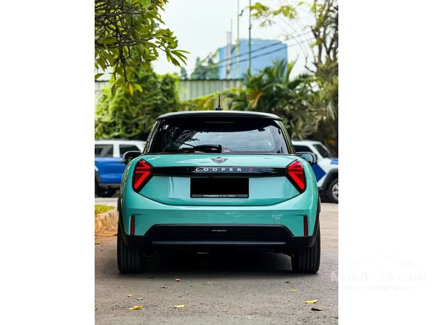 2024 MINI Cooper S 3 Door Hatchback