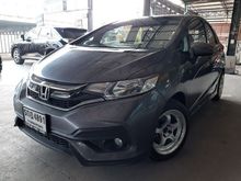 2016 Honda Jazz 1.5 (ปี 14-18) SV i-VTEC Hatchback AT