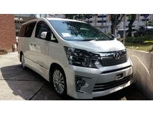 2012 Toyota Vellfire 2.4 Z (2 power door, 7 seater, roof monitor)