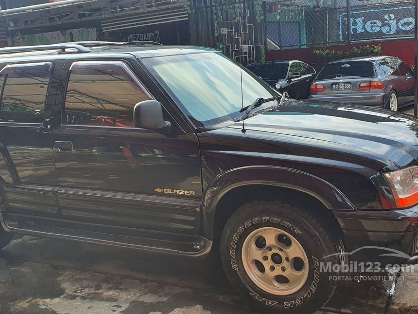 Jual Mobil  Chevrolet  Blazer  2003 Montera  LN 2 2 di DKI 